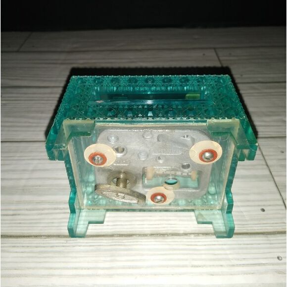 Sankyo Vintage Japan Music Box Lara's Theme 5 Dr. Zhivago Box Made In Hong Kong - Picture 3 of 10